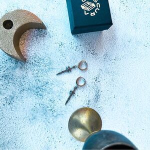 Obscura Nova “Dagger of Elith” Earrings